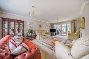Lounge- click for photo gallery